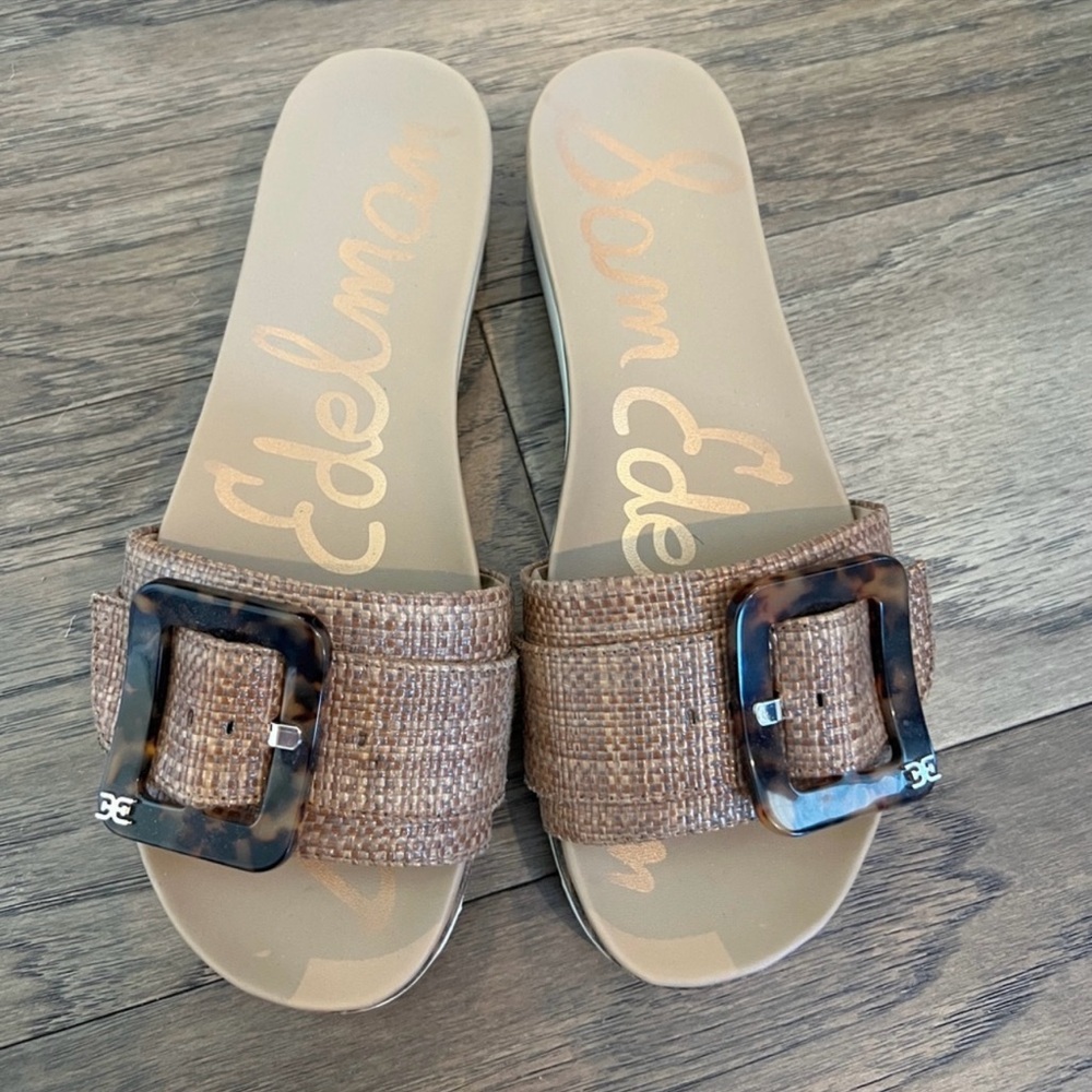 Sam Edelman slides - Picture 2 of 5